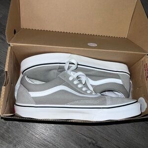 Size 10 Women Grey Vans Sneakers